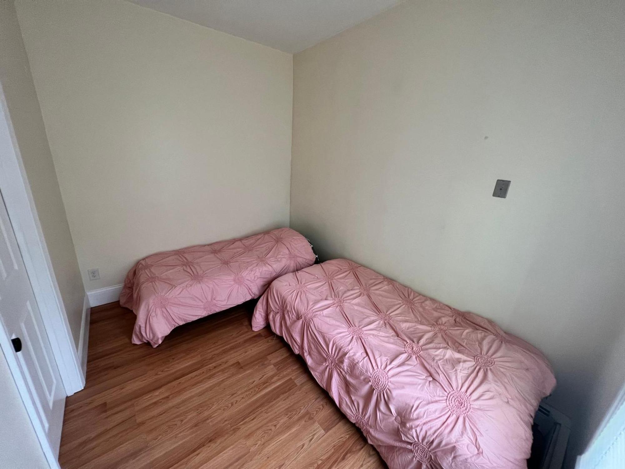 Private Bedroom Near Boston Exteriér fotografie